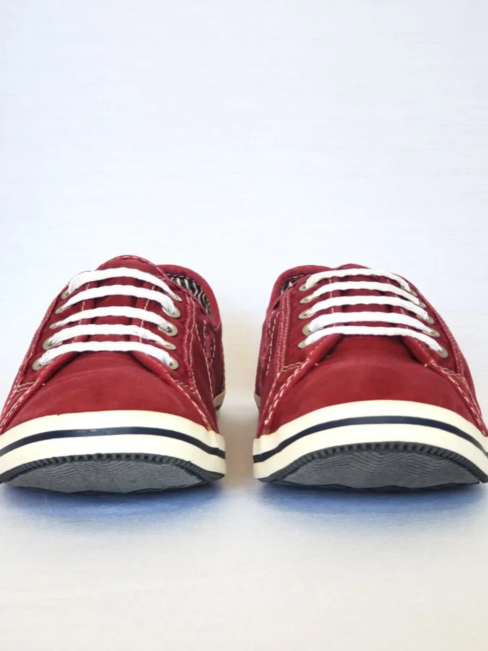 Converse One Star Ox Maroon Canvas Sneakers - Women’s 8.5 (SKU: 506900FT)